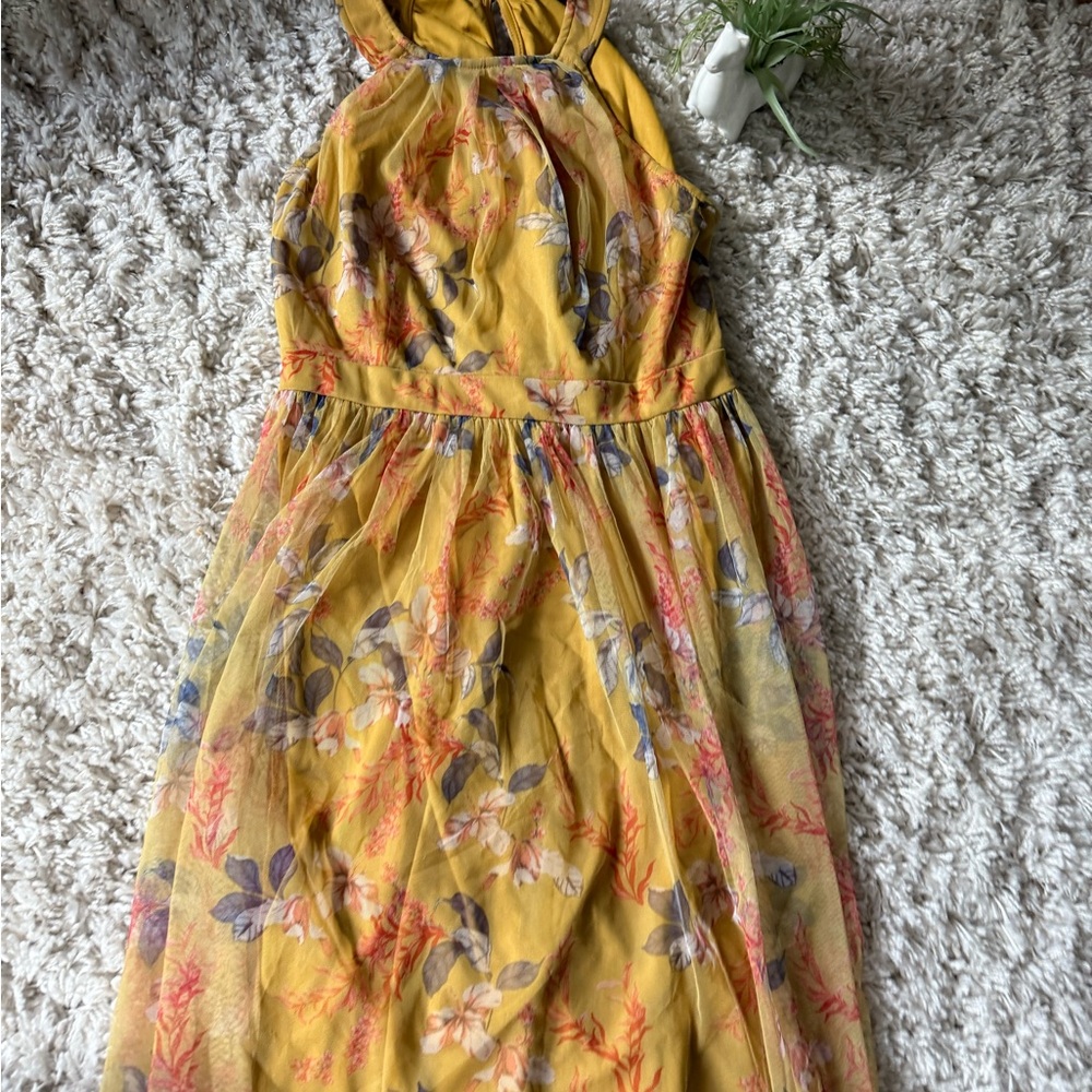 Chic Floral Yellow Midi Dress